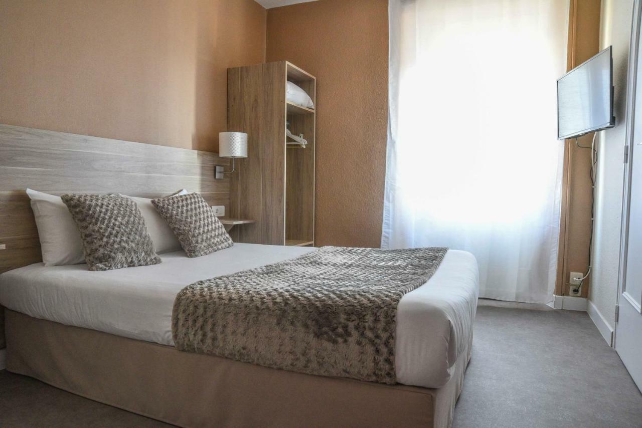 Cit'Hotel L'Europe - Cholet Gare Екстериор снимка