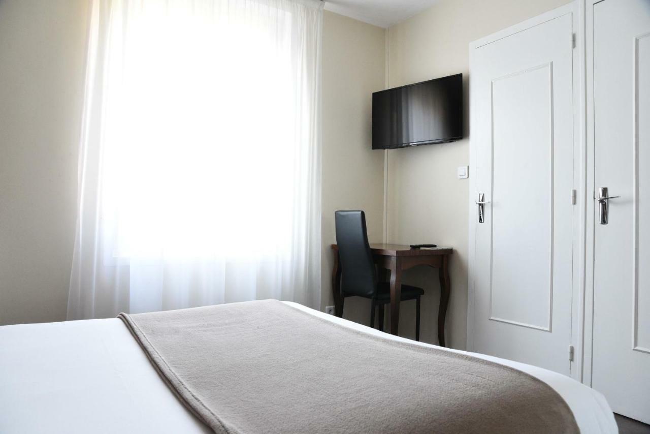 Cit'Hotel L'Europe - Cholet Gare Екстериор снимка